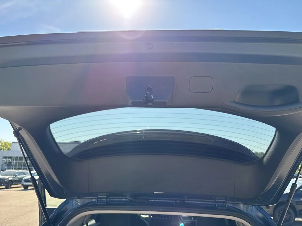 Used 2023 Blue Kia EX image 31