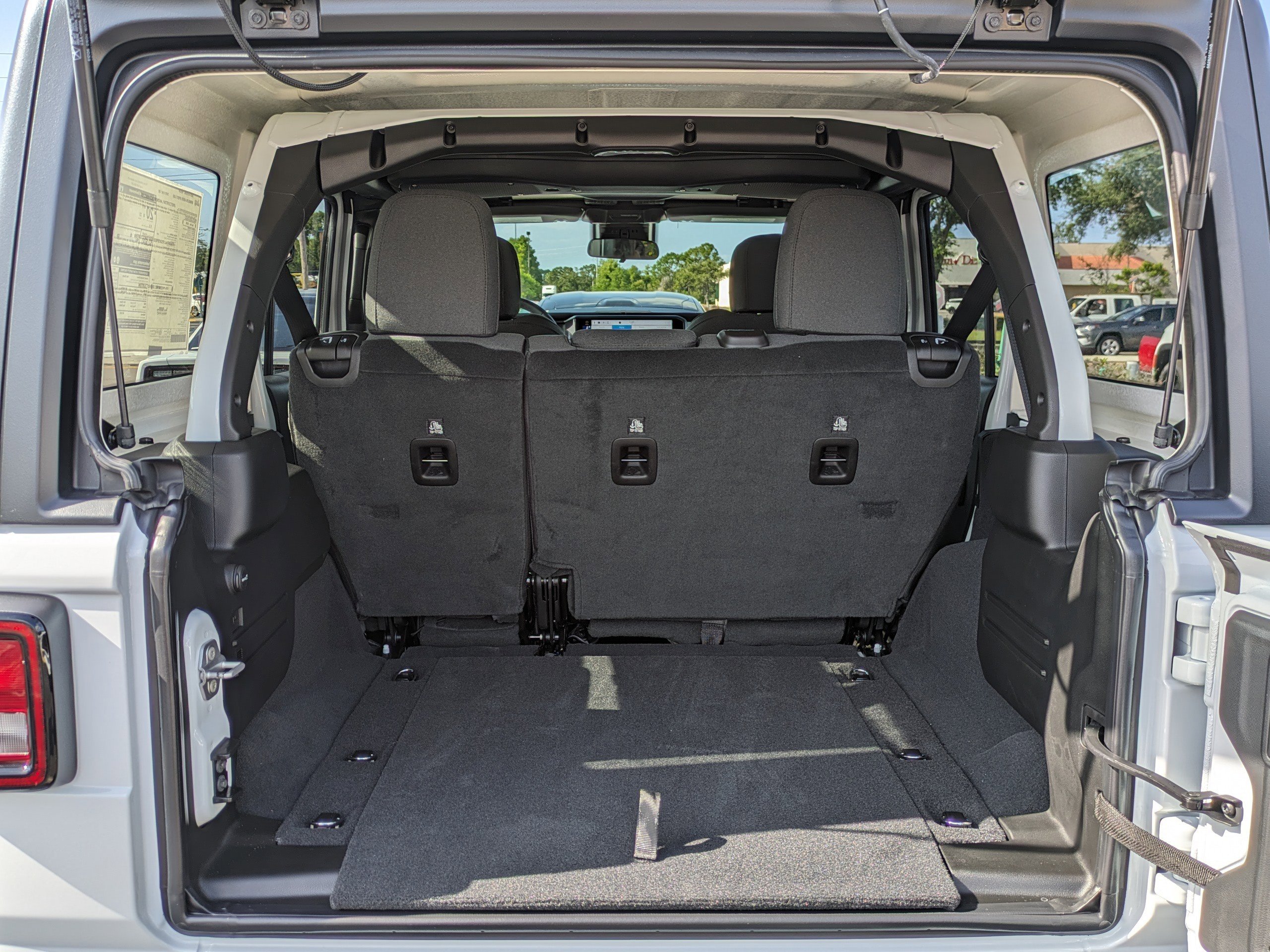 2025 Jeep Wrangler 4-Door Sport S - Photo 12