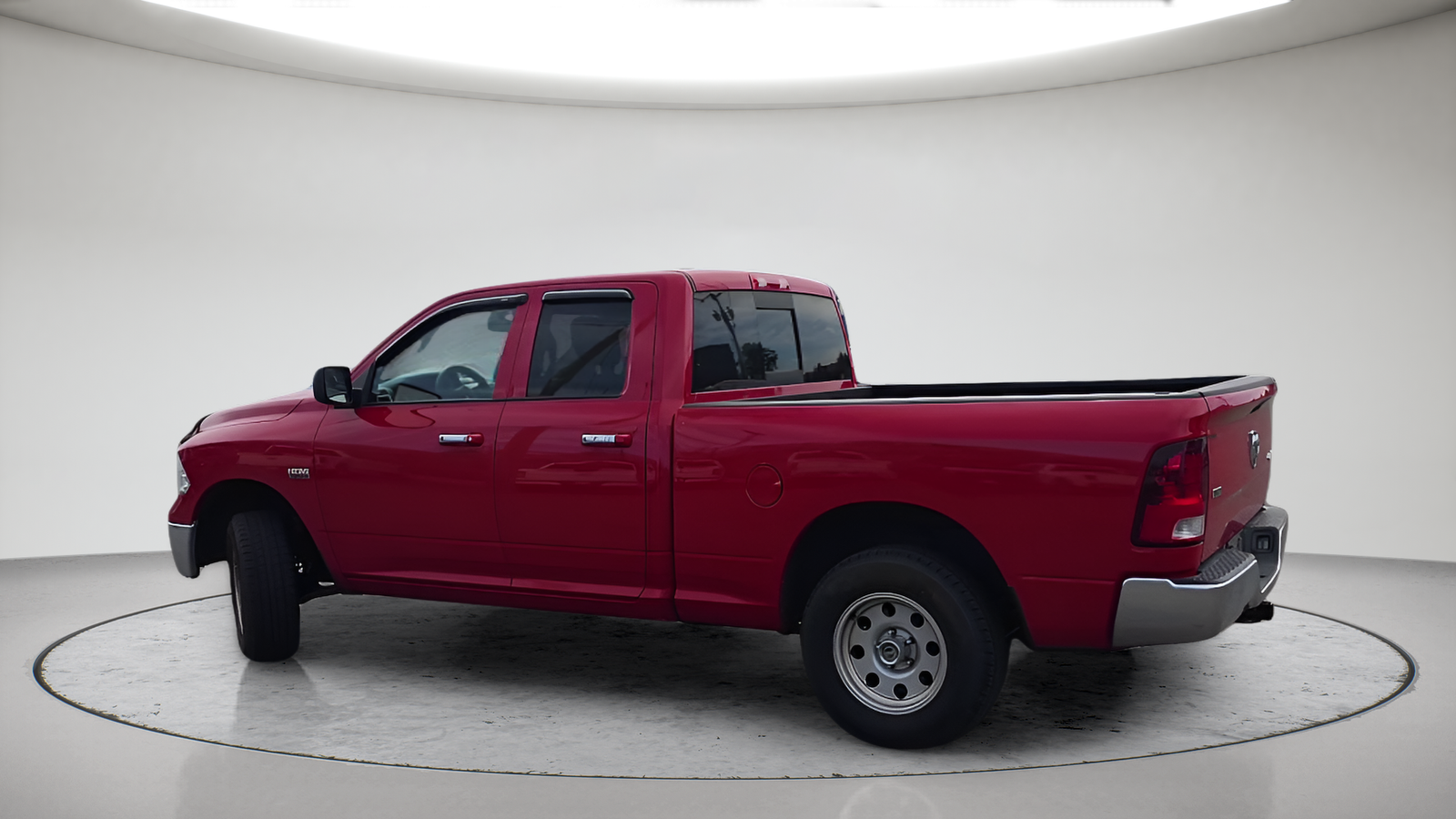 Used 2018 Flame Red Clearcoat Ram SLT image 10