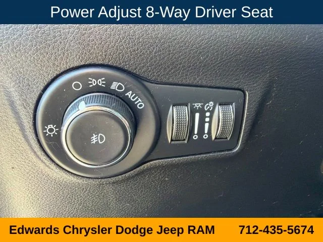 Certified Used 2023 White Jeep Latitude image 21