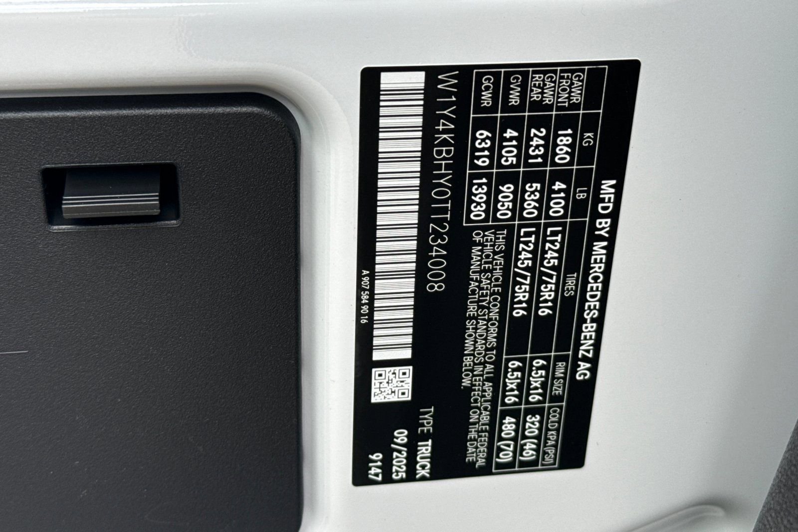 2026 Mercedes-Benz Sprinter Cargo Van Base - Photo 28