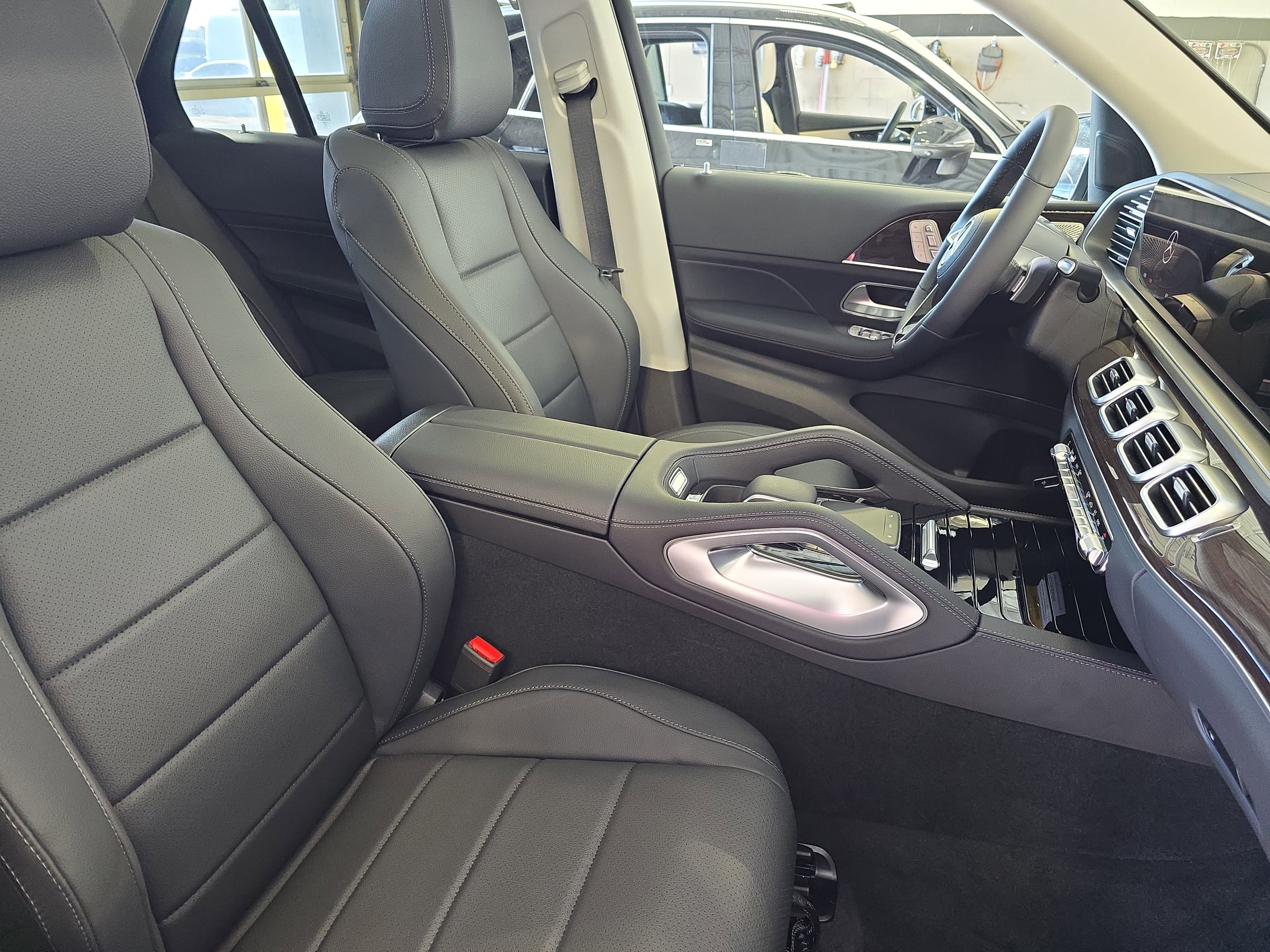 New 2026 Selenite Grey Metallic Mercedes-Benz GLE350 image 10