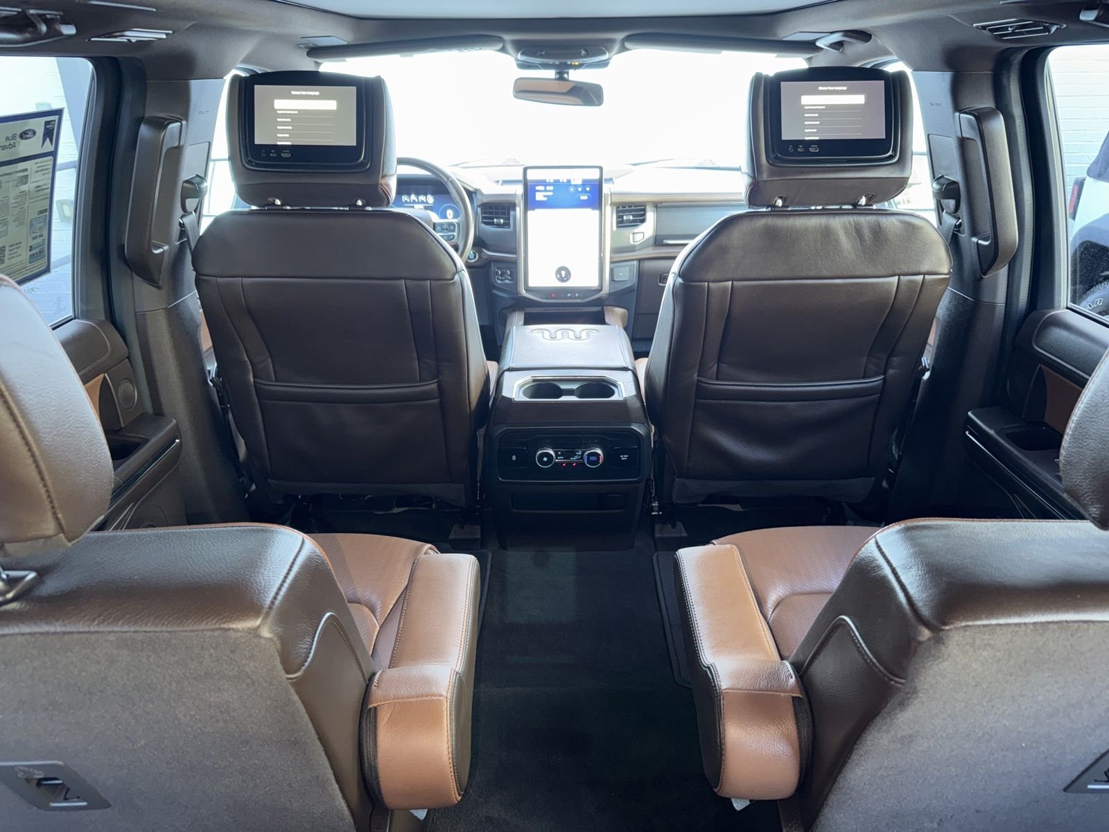 Used 2022 White Ford King Ranch image 34