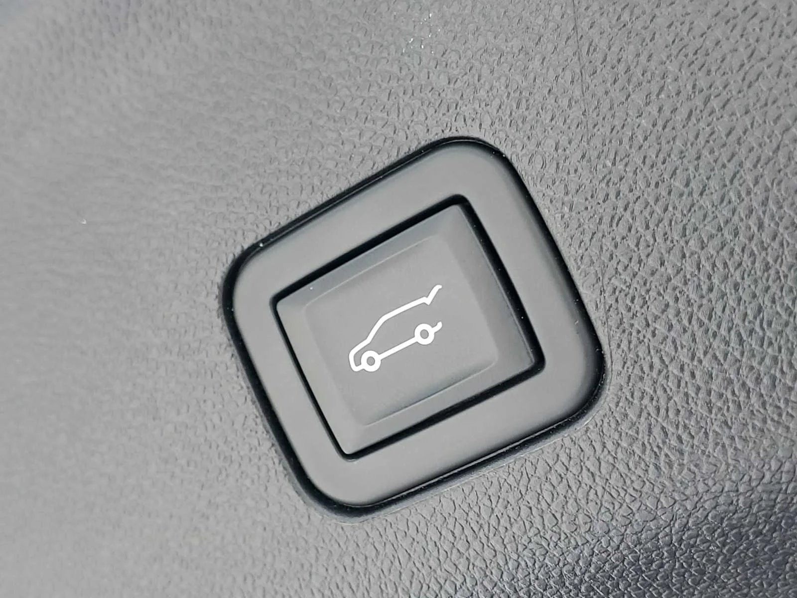 Used 2021 ONYX BLACK GMC SLT image 8