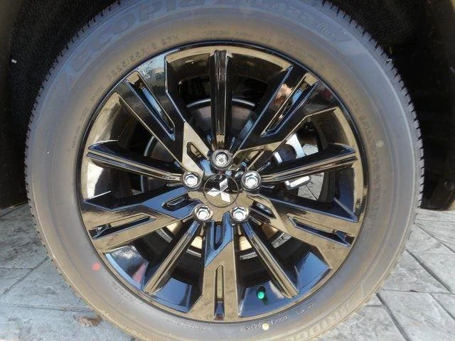 2026 Mitsubishi Eclipse Cross LE - Photo 11