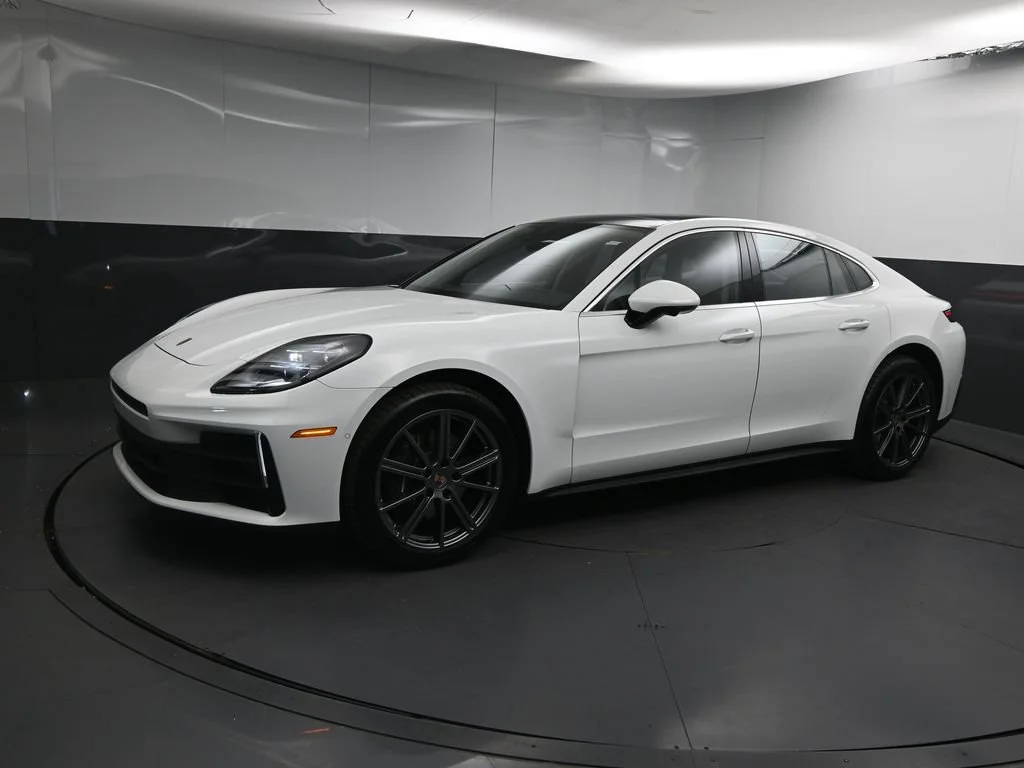 2026 Porsche Panamera
