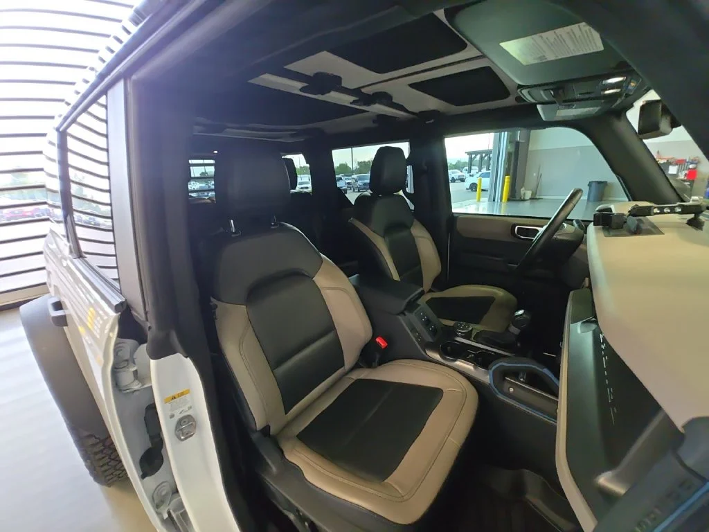 Used 2024 White Ford Wildtrak image 30
