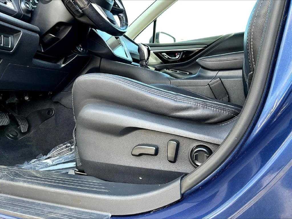 Used 2021 Abyss Blue Pearl Subaru Limited image 40