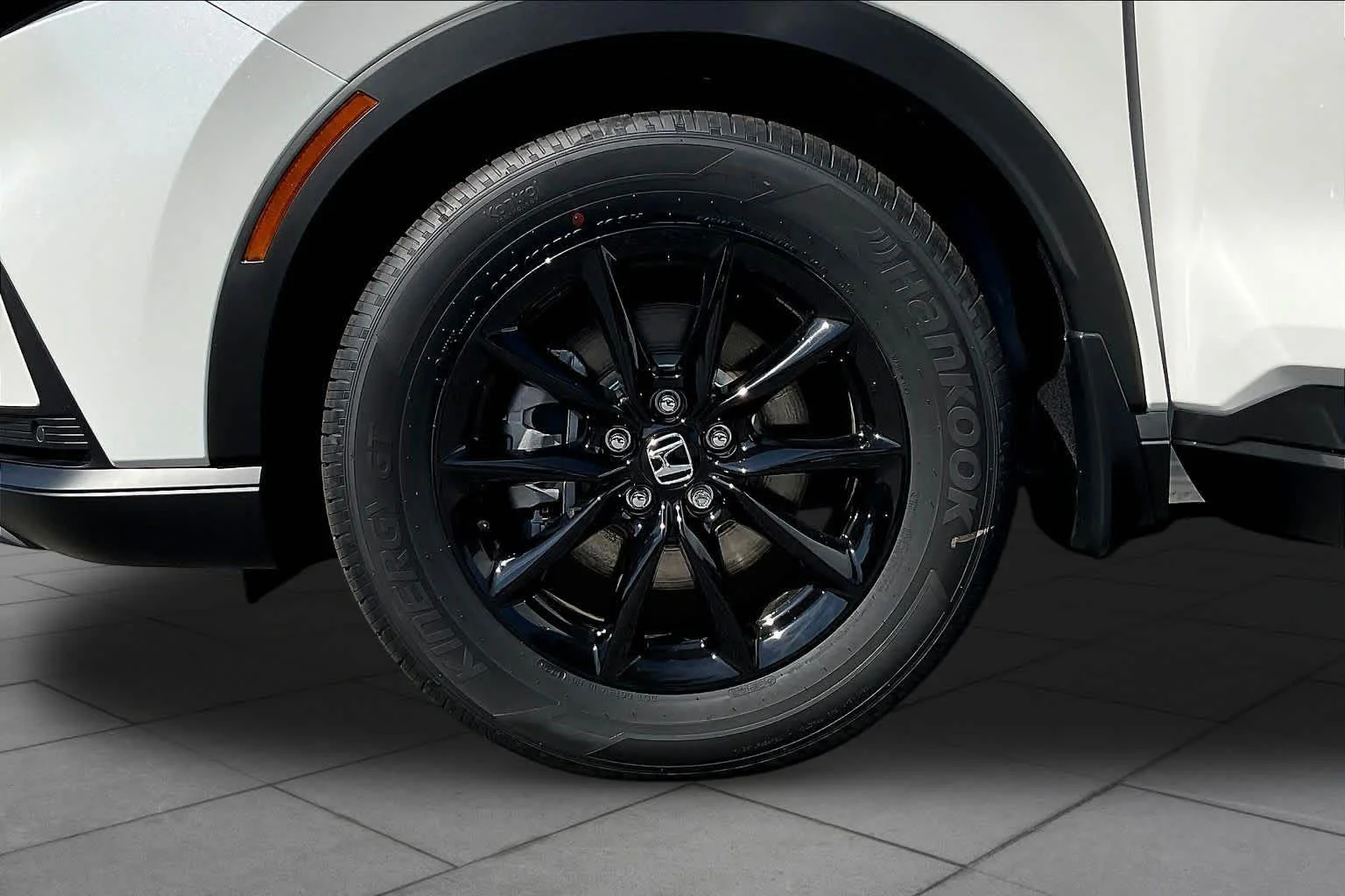 New 2026 Platinum White Pearl Honda Sport-L image 11