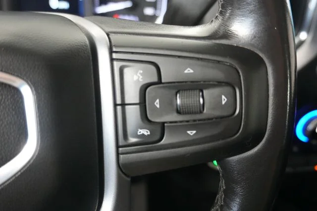 Used 2021 Summit White GMC Elevation image 17