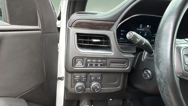 Used 2024 White Chevrolet Z71 image 22