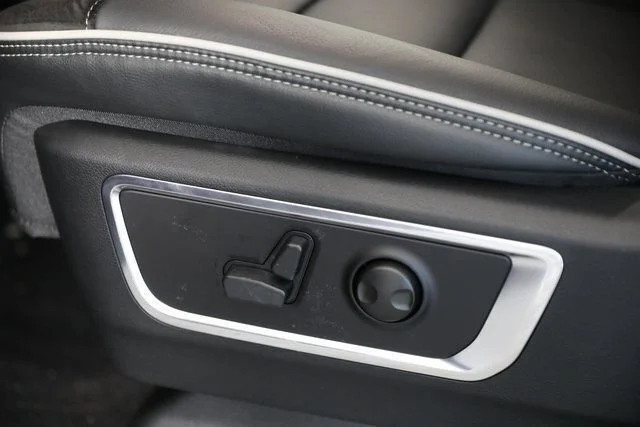 New 2026 Forged Blue Metallic Exterior Paint RAM Laramie image 17