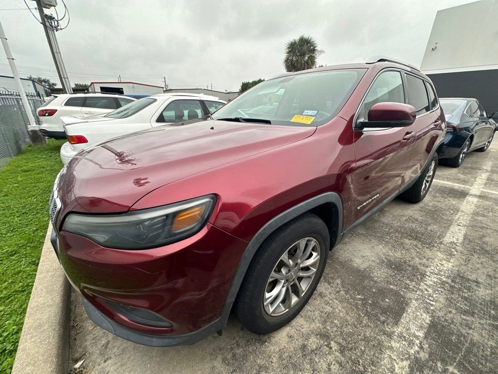 2019 Jeep Cherokee Latitude Plus's photo
