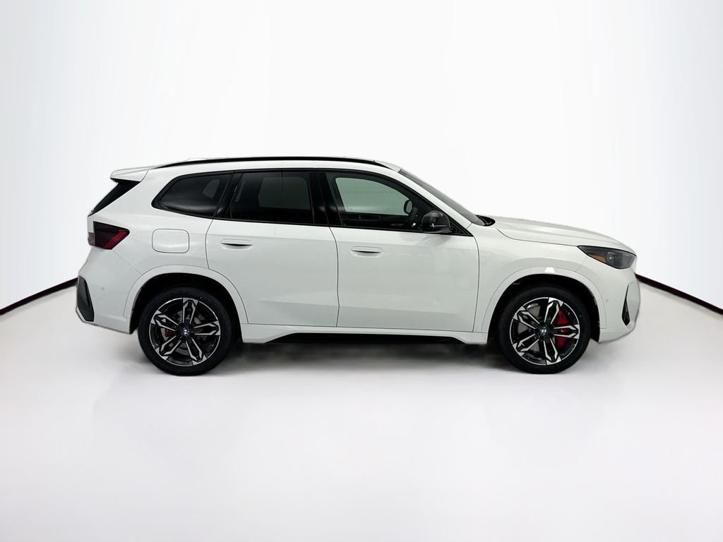 New 2027 Alpine White BMW xDrive28i image 4