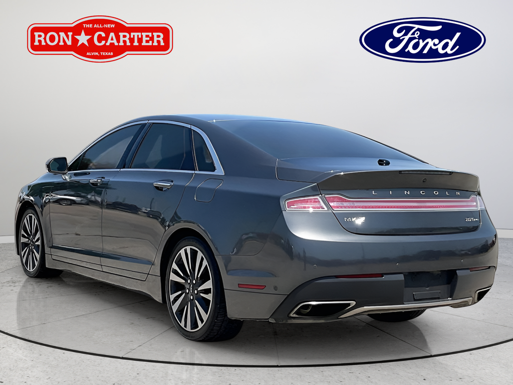 Used 2019 Gray Lincoln Reserve image 4