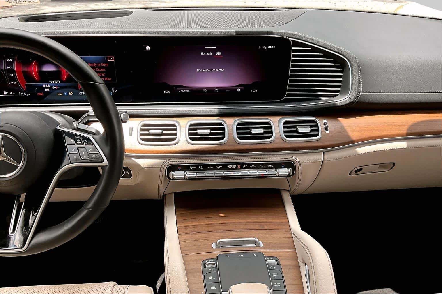 Used 2024 MANUFAKTUR Diamond White Metallic Mercedes-Benz GLE 350 image 7
