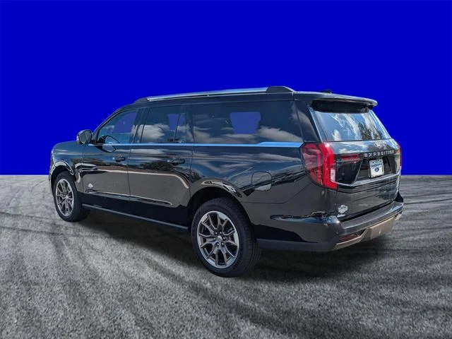New 2027 Agate Black Metallic Ford MAX King Ranch® image 6