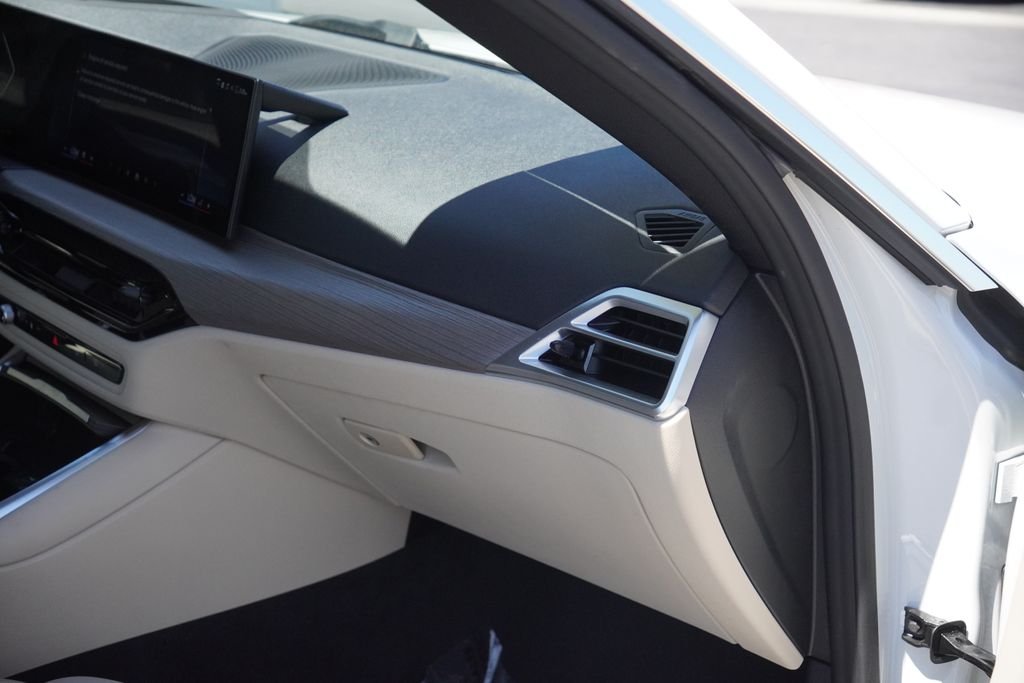 Used 2025 White BMW 430i image 29
