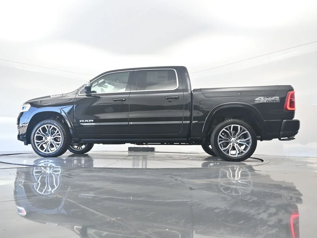 New 2026 Diamond Black Crystal Pearl-Coat Exterior Paint RAM Tungsten image 41