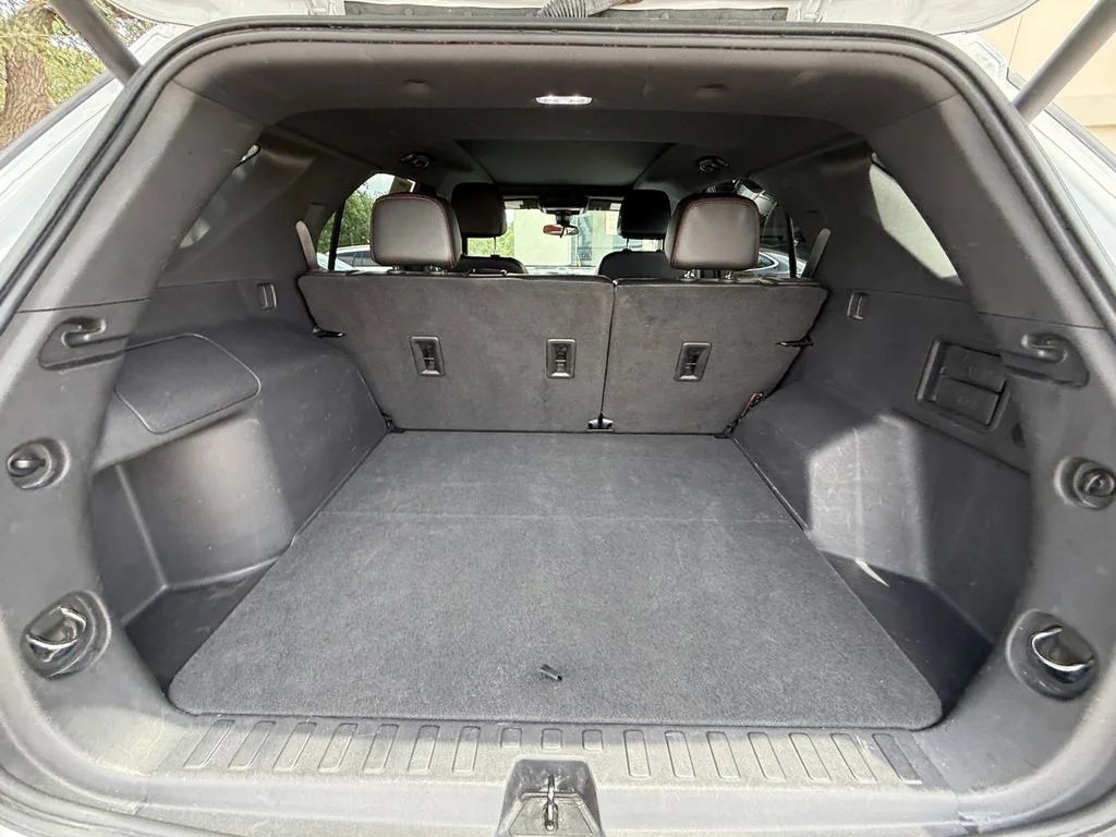 Used 2024 White Chevrolet RS image 19
