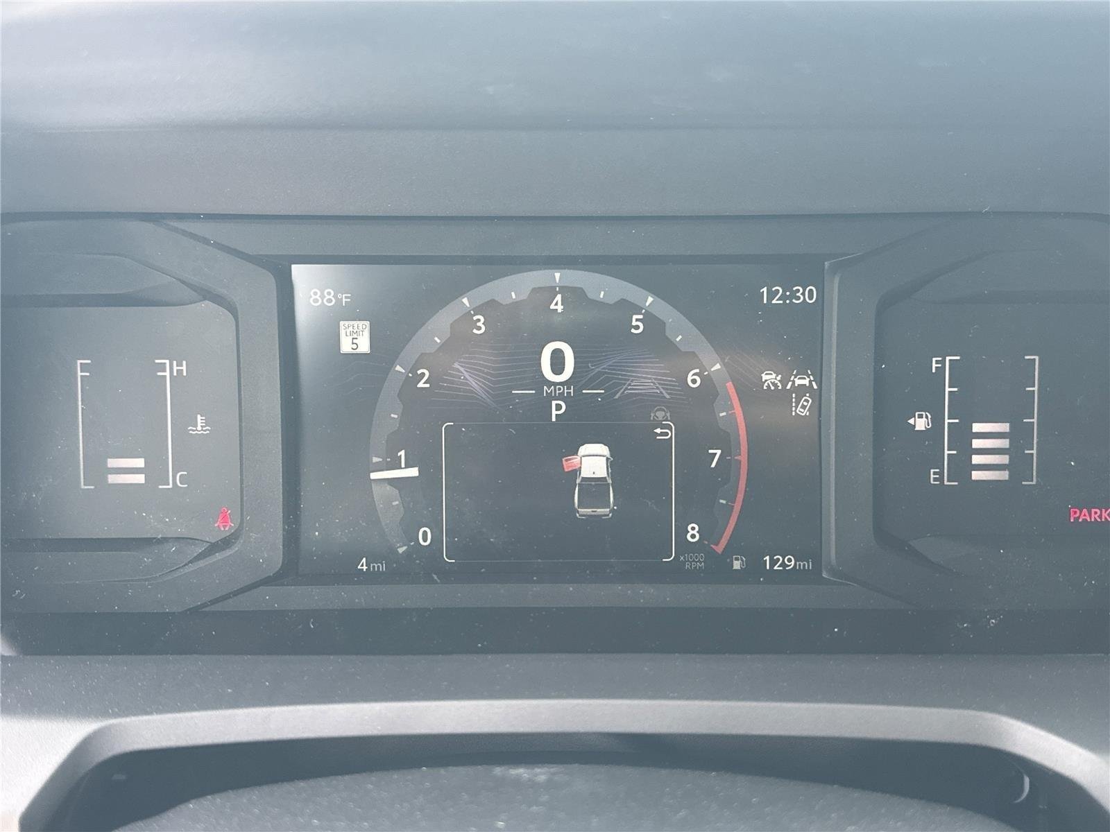 2026 Toyota Tacoma SR5 - Photo 12