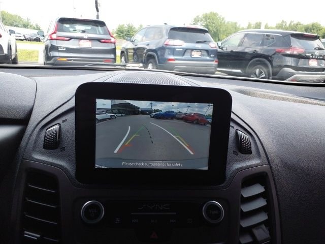 Used 2020 White Ford XL image 14