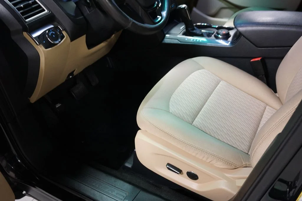 Used 2016 Shadow Black Ford Base image 27