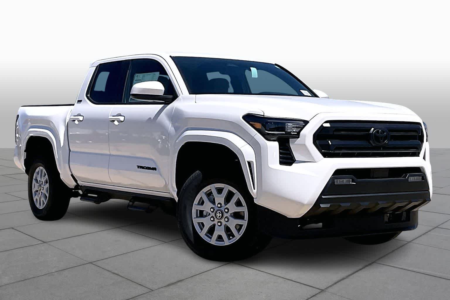 2026 Toyota Tacoma SR5 - Photo 2