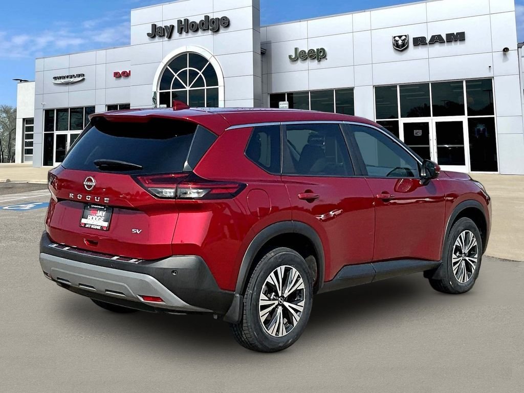 Used 2023 Red Nissan SV image 8
