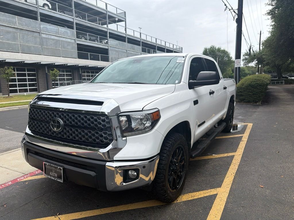 Used 2021 White Toyota SR5 image 3