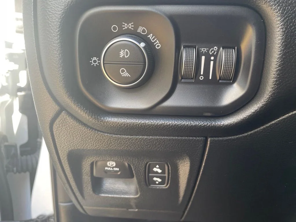 Used 2023 White Ram Laramie image 19