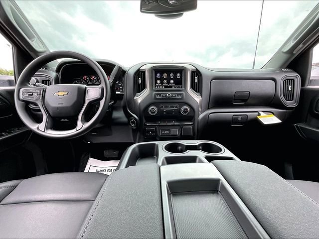 New 2026 Summit White Chevrolet Work Truck image 11
