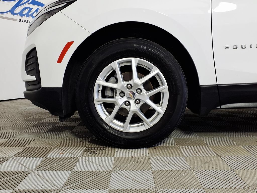 Used 2024 Summit White Chevrolet LS image 7