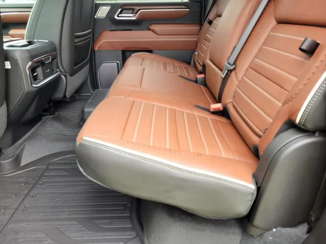 2026 GMC Sierra 3500HD Denali Ultimate - Photo 24