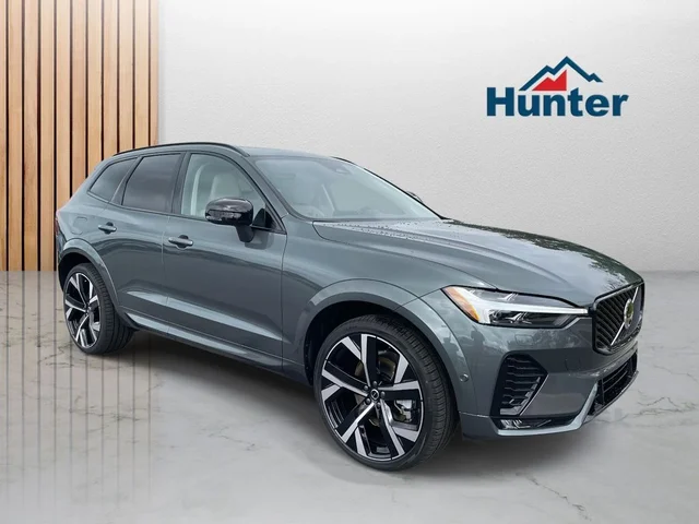 2026 Volvo XC60 B5 Ultra