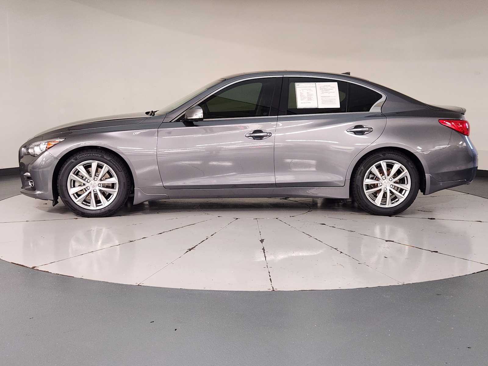 Used 2016 Graphite Shadow INFINITI 3.0t Premium image 5