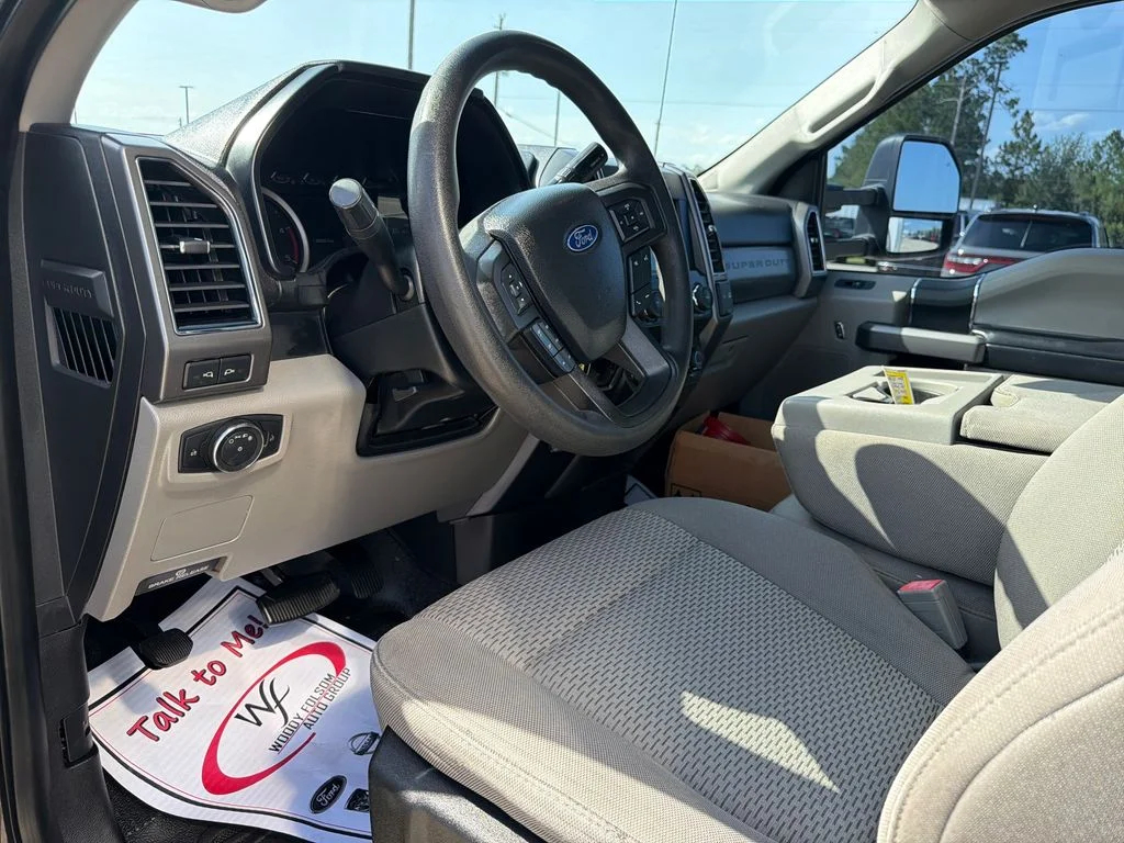 Used 2019 Black Ford XLT image 10