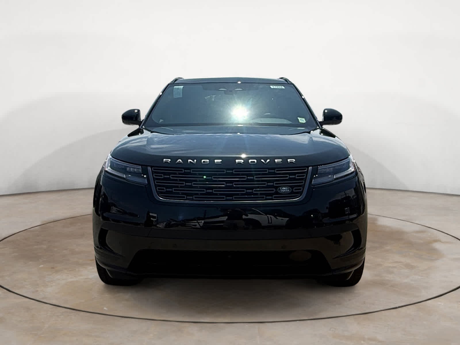 New 2026 Santorini Black Land Rover S image 8