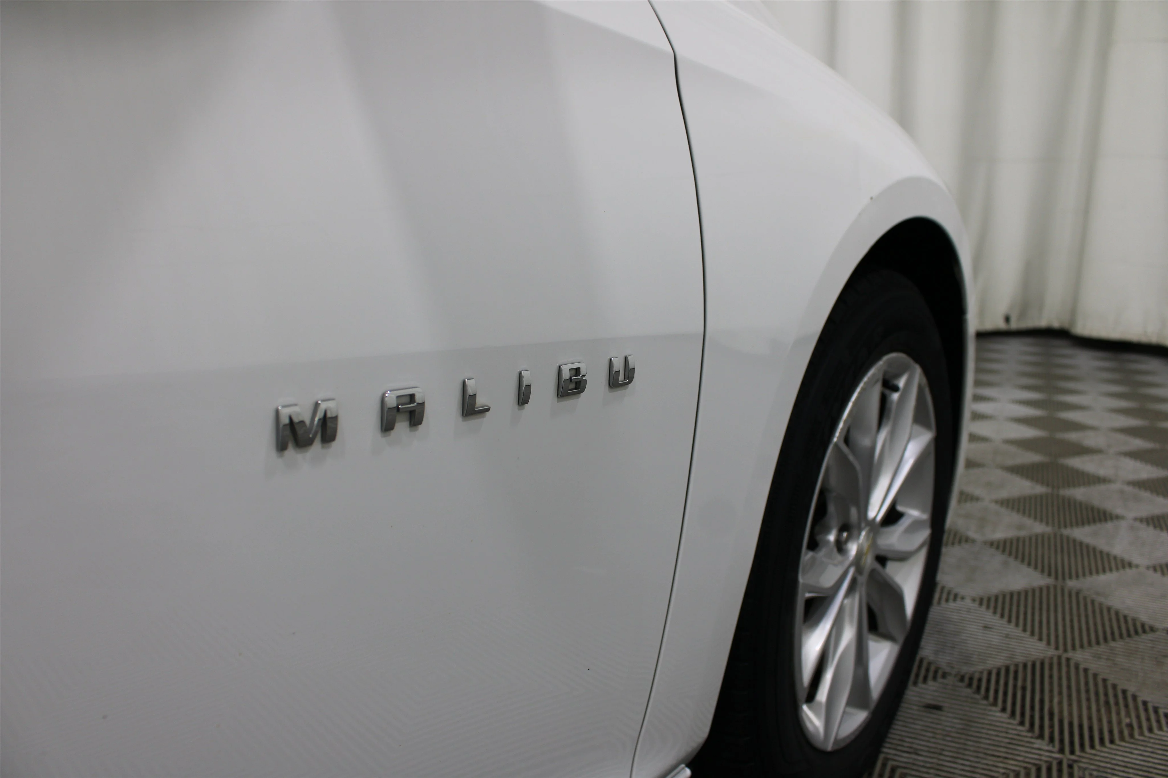 2023 Chevrolet Malibu 1LT - Photo 28