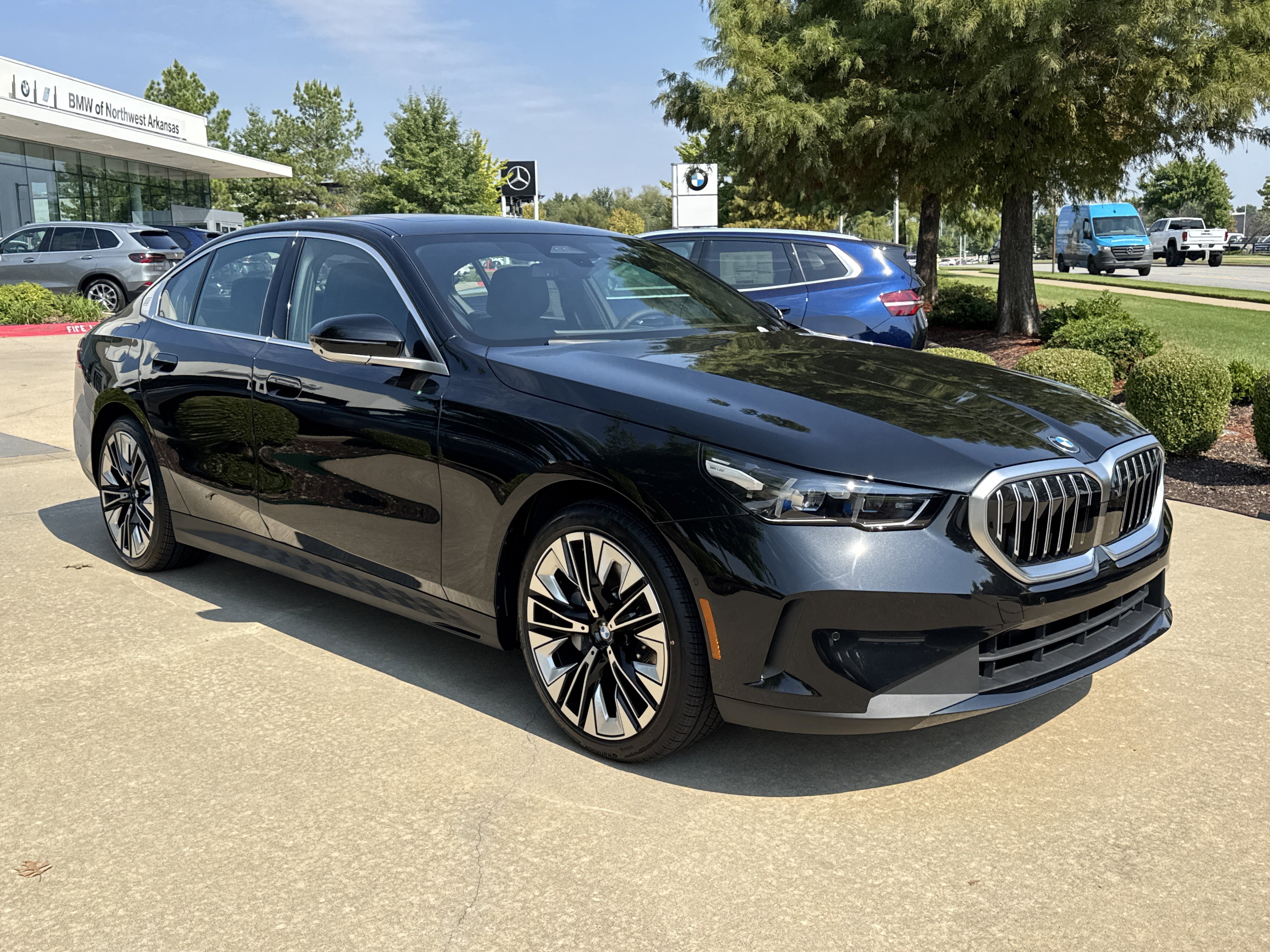 2026 BMW 5 Series 530i - Photo 6