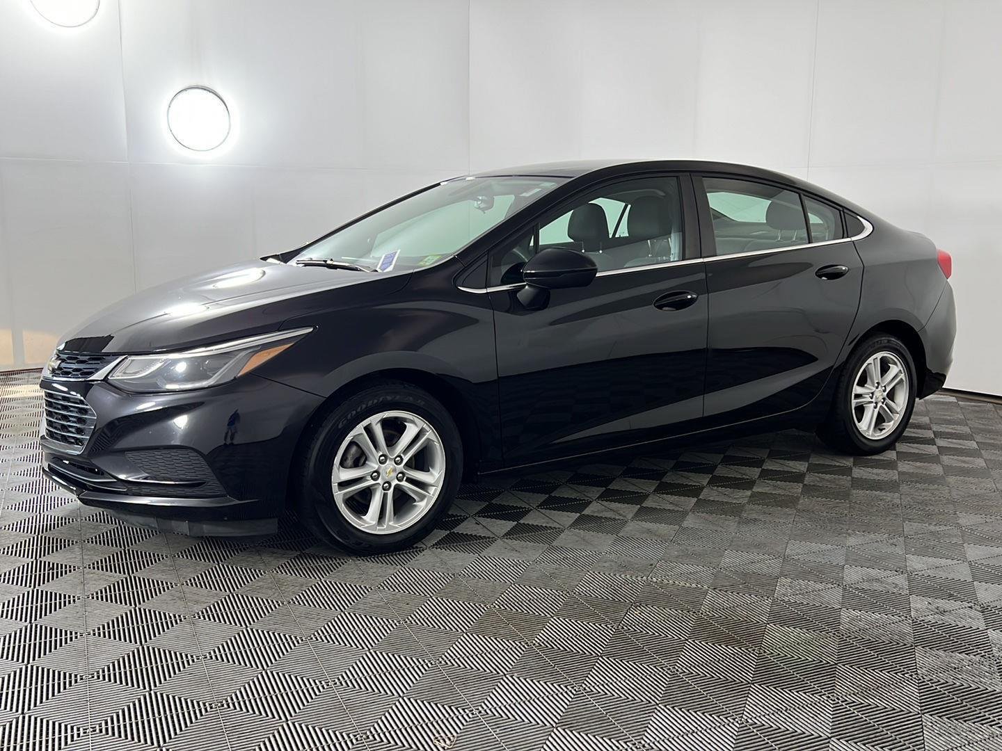 Used 2018 Mosaic Black Metallic Chevrolet LT image 12