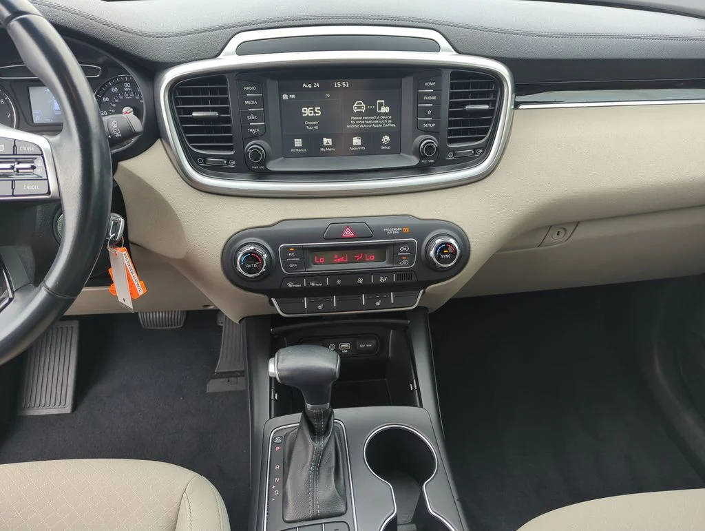 Used 2020 Black Kia LX image 25