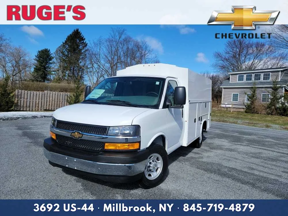 2026 Chevrolet Express 3500 139" WB's photo