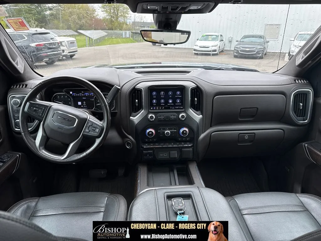 Pre-Owned 2020 GMC Sierra 1500 Denali Crew Cab image 4