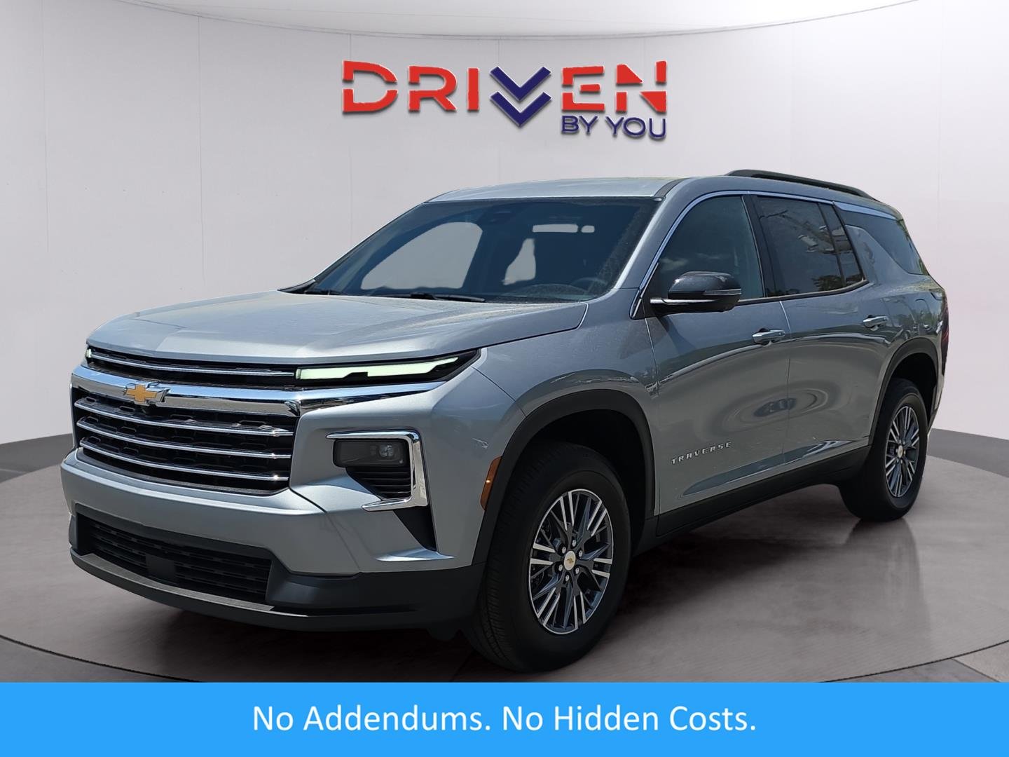2026 Chevrolet Traverse FWD LT's photo