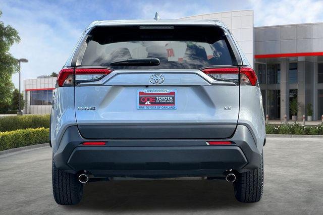 Certified Used 2022 SILVER SKY METALLIC Toyota  image 6