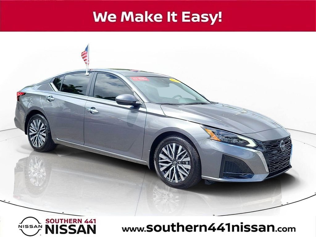 2023 Nissan Altima SV