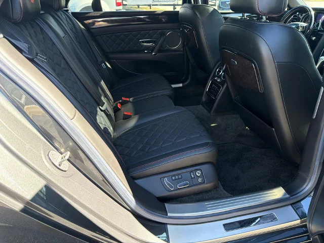 Used 2017 Black Bentley V8 S image 15