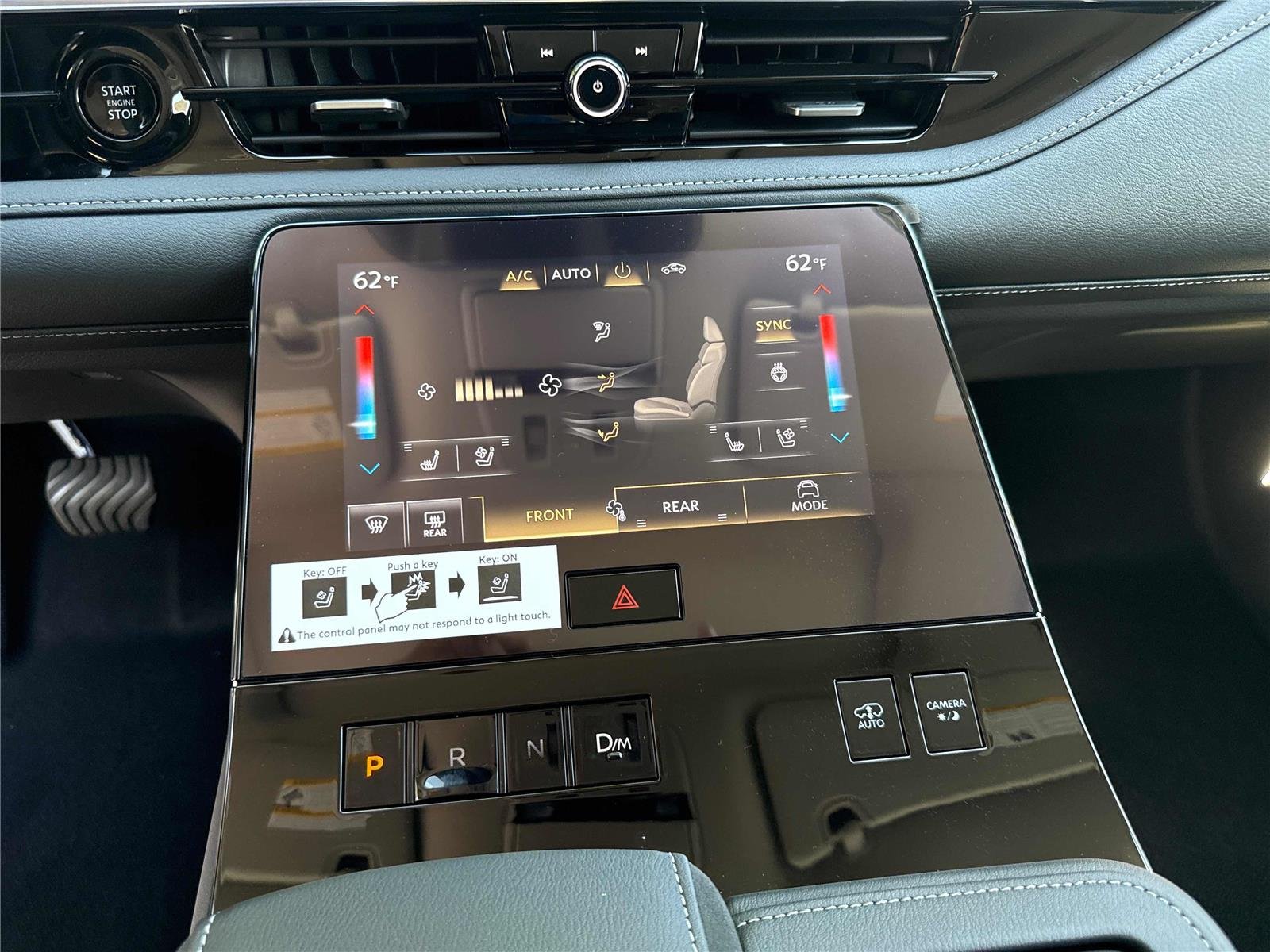New 2026 RADIANT WHITE INFINITI Luxe 4WD image 23