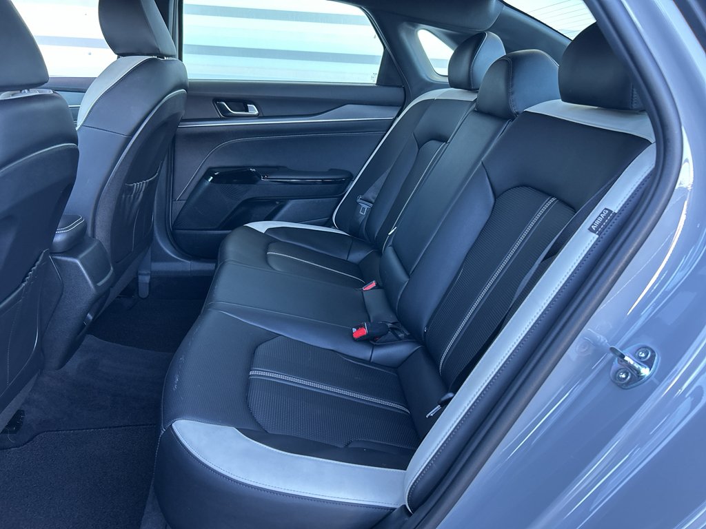 Used 2025 Wolf Gray Kia GT-Line image 12